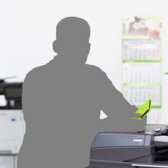 Neuer-Mitarbeiter-maennlich